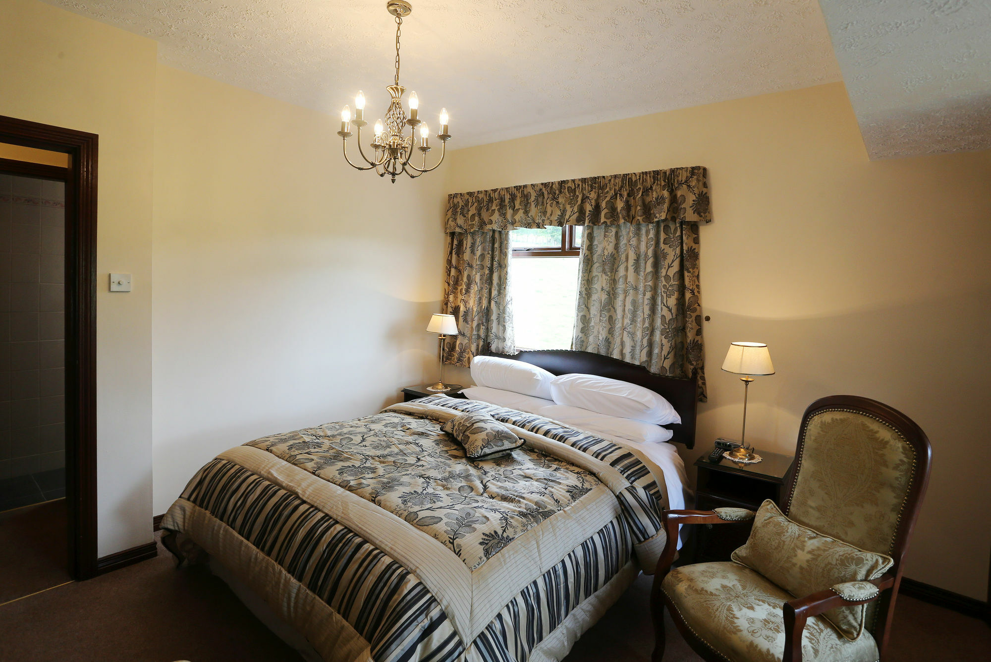 Sleepy Hollow B&B Ballymena Exterior photo